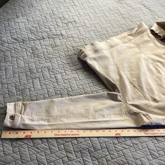 DG2 by Diane Gilman Beige Jean Jacket - Picture 8 of 11